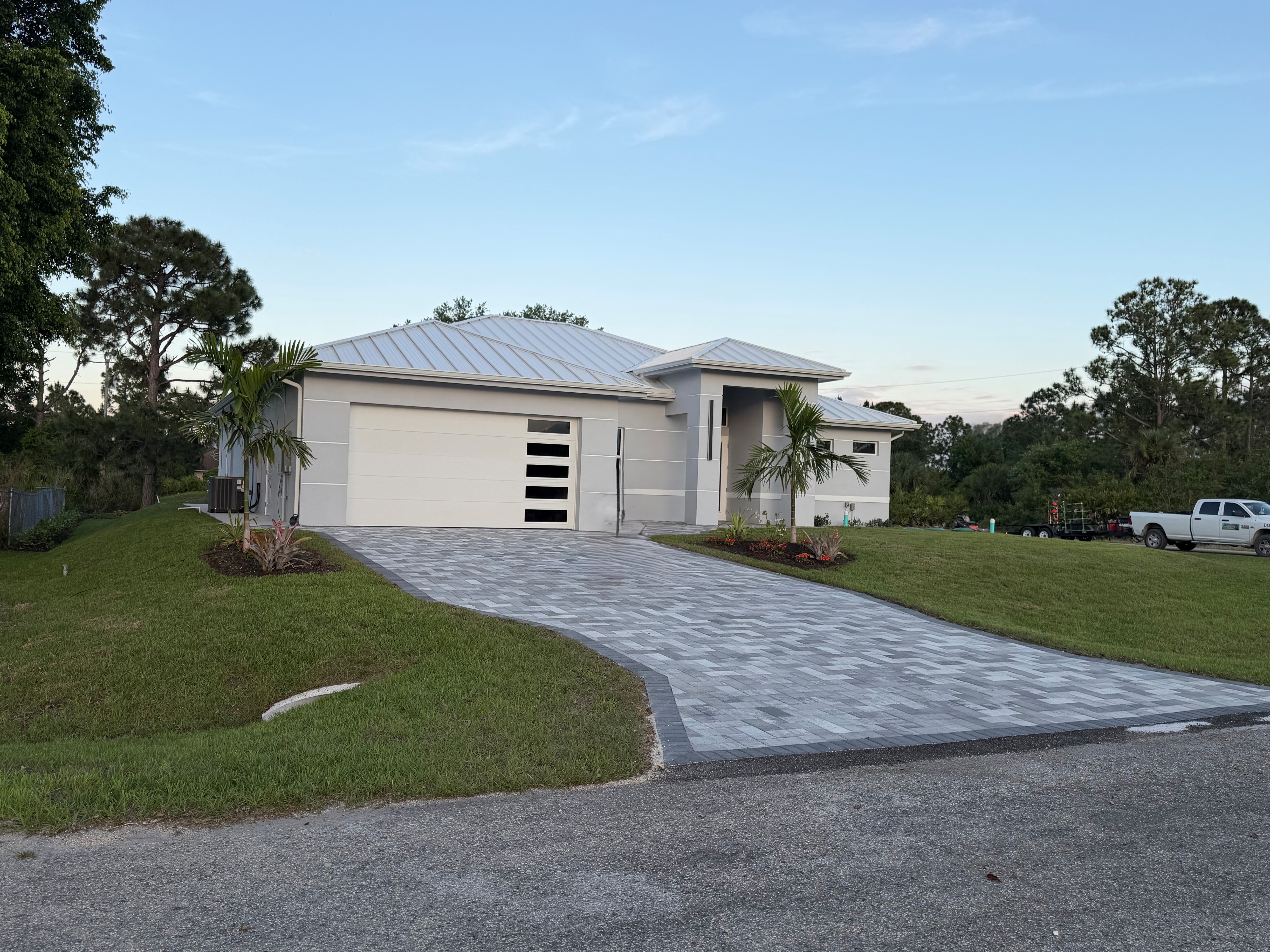 After: Manicured, clean, beautiful lawn - RCW lawn care